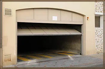 SOS Garage Door Service Louisville, KY 502-469-0004 - abt-cont-gr-02m